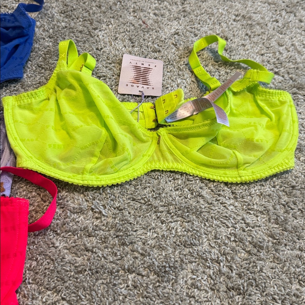 Multi-Color Lace Underwire Bra - Bright Pink, Blue, Green, Lavender, Yellow - Picture 3 of 4